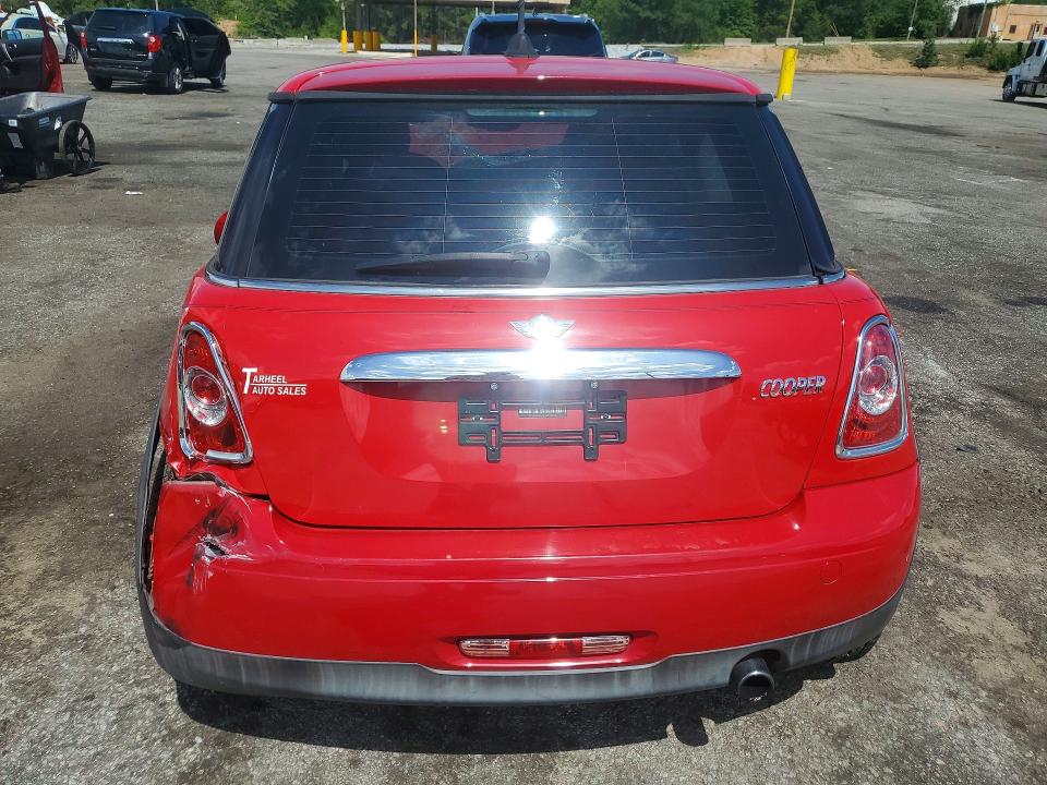 2011 Mini VIN WMWSU3C54BT094291 COPART salvage auction — ALL OVER, SC - CERT OF TITLE-SALVAGE, sold $175 on 2026-07-24 (photo 6)