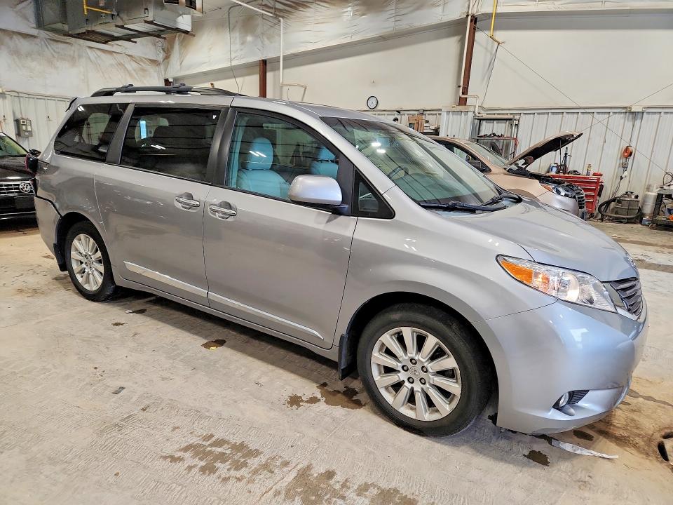 2015 Toyota Sienna VIN 5TDDK3DCXFS100193 COPART salvage auction — REAR END, Wi - Certificate Of Title, sold $4,550 on 2026-07-08 (photo 4)