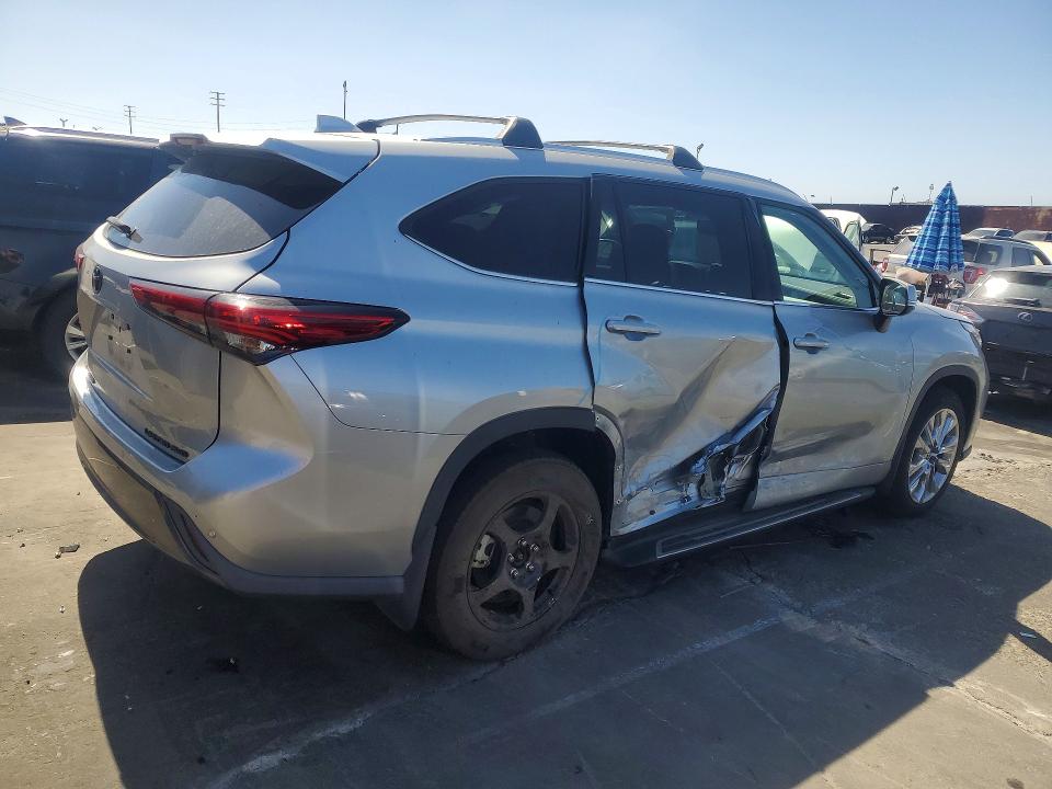 2020 Toyota Highlander VIN 5TDDZRBH6LS053639 COPART salvage auction — SIDE, Ca - Salvage Certificate, sold $16,400 on 2026-07-10 (photo 3)