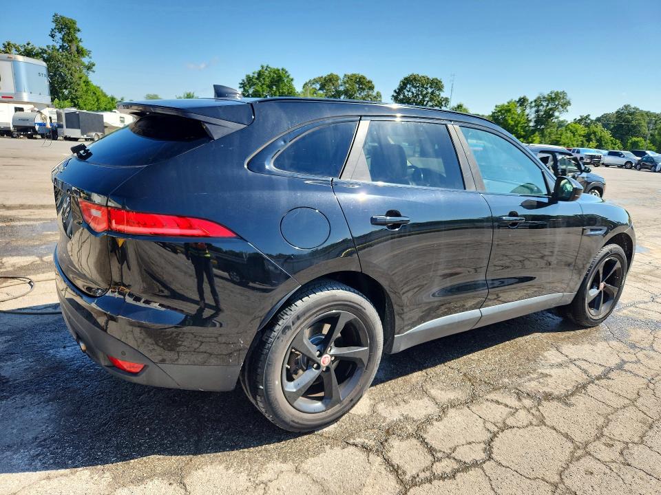 2017 Jaguar F-pace VIN SADCJ2BV2HA060175 COPART salvage auction — HAIL, Mo - Salvage Certificate Of Title, sold $4,350 on 2026-07-27 (photo 3)