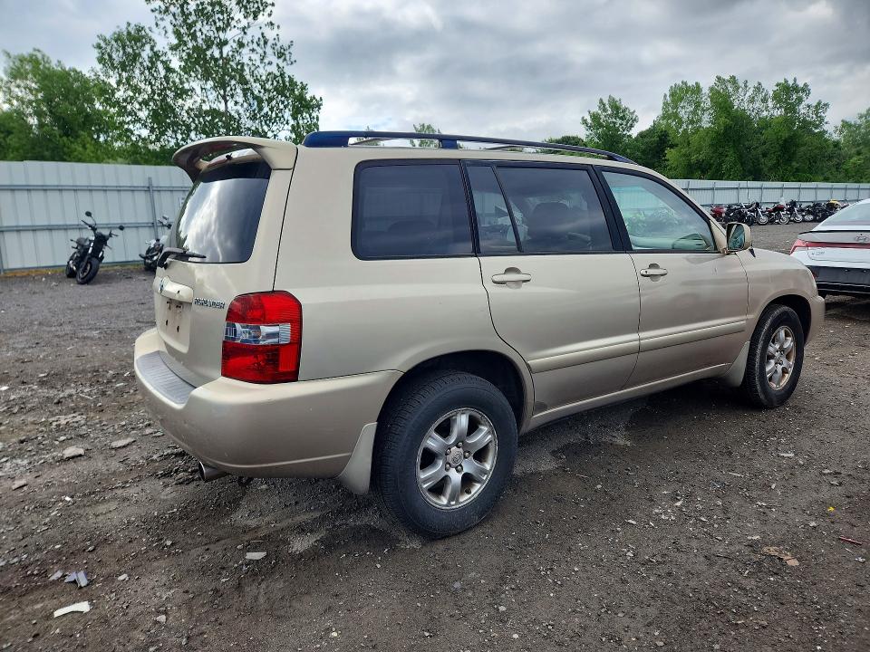 2007 Toyota Highlander VIN JTEDP21A370138430 COPART salvage auction — MINOR DENT/SCRATCHES, MA - CERT OF TITLE-RECONSTRCTD COLL, sold $575 on 2026-07-29 (photo 3)