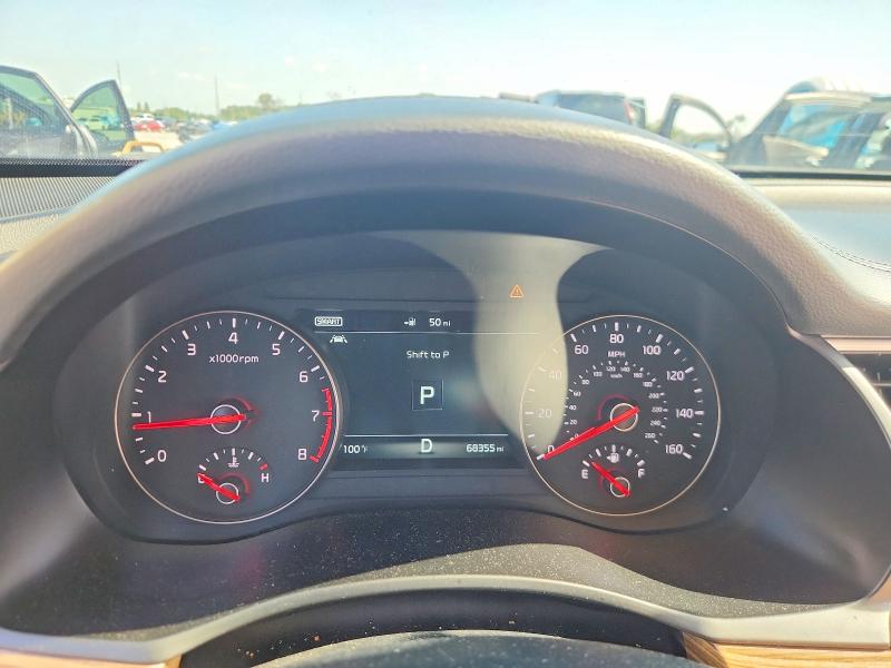 2017 Kia Cadenza VIN KNALC4J12H5083557 COPART salvage auction — FRONT END, Fl - Cert Of Title Slvg Rebuildable, sold $2,700 on 2026-07-10 (photo 9)