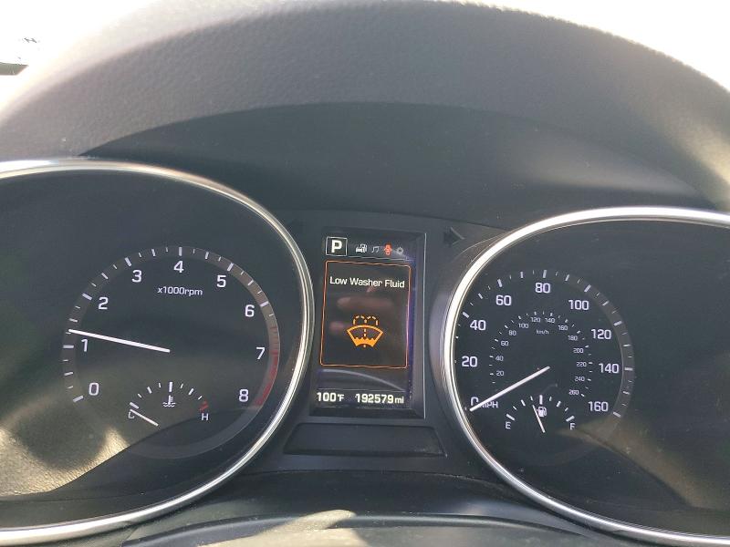 2017 Hyundai Santa fe VIN KM8SN4HF4HU190220 COPART salvage auction — MINOR DENT/SCRATCHES, Ca - Dis/Dlr/Exp Only Clean Title, sold $1,450 on 2026-07-30 (photo 9)
