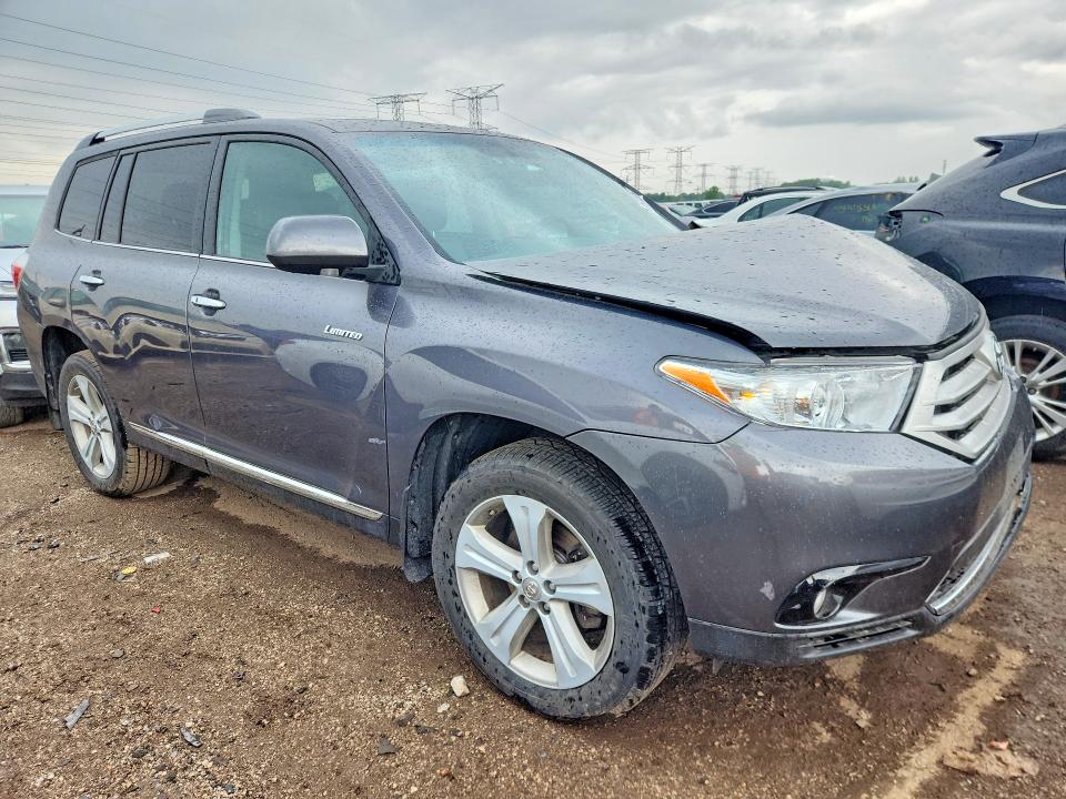2013 Toyota Highlander VIN 5TDDK3EH3DS264215 COPART salvage auction — FRONT END, Il - Salvage Certificate, sold $4,400 on 2026-07-28 (photo 4)