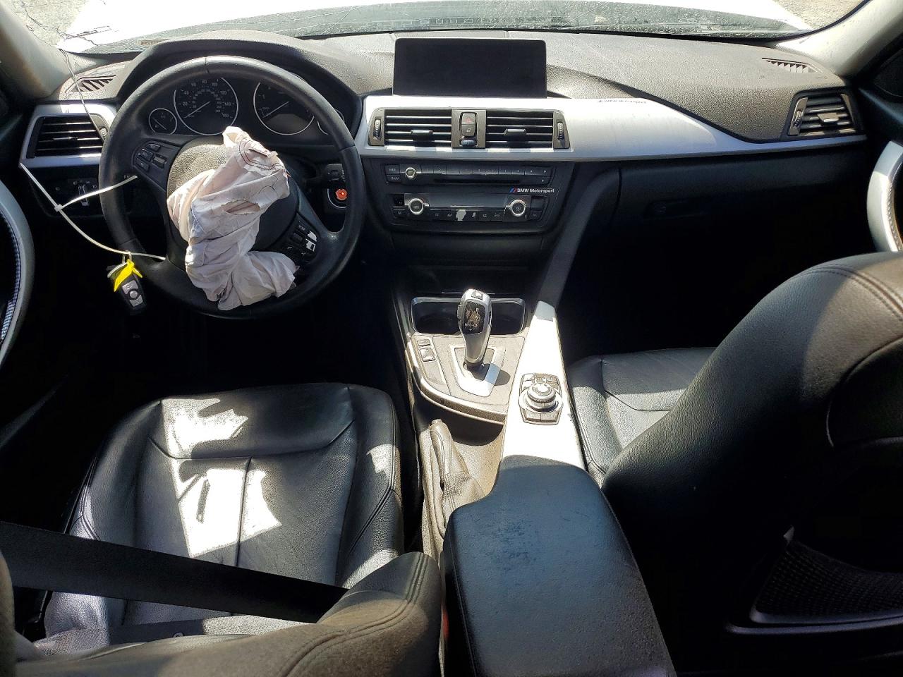 2013 BMW 3 Series VIN WBA3A5C51DF354107 COPART salvage auction — Front End, CA - SALVAGE CERTIFICATE, sold $250 on 2026-07-10 (photo 8)