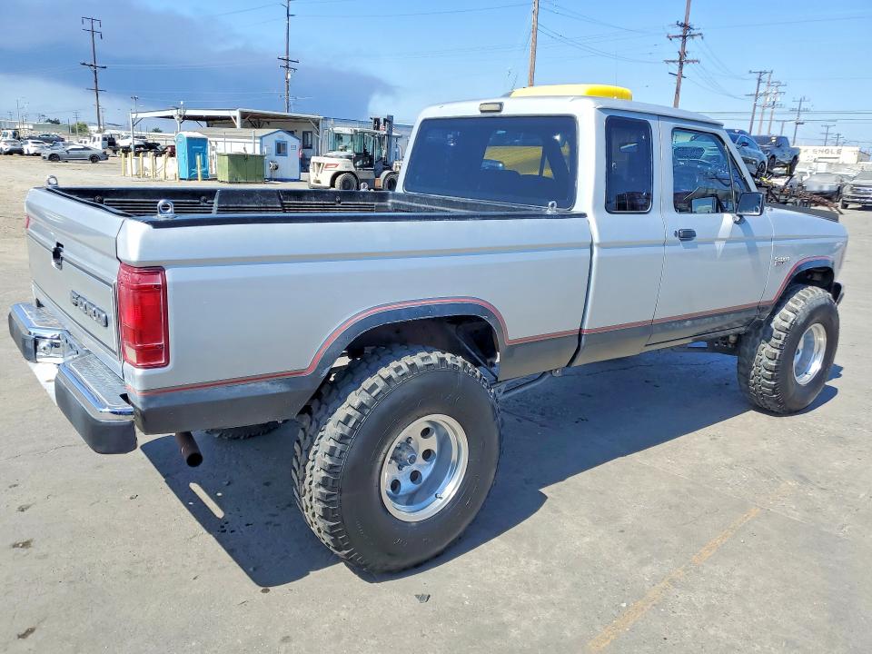 1987 Ford Ranger VIN 1FTCR14T5HPA94246 COPART salvage auction — MECHANICAL, Az - Dis/Dlr/Exp Only Clean Title (P), sold $6,800 on 2026-07-08 (photo 3)