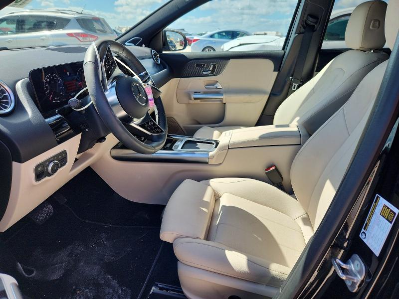 2025 Mercedes-benz VIN W1N4N4HB5SJ695128 COPART salvage auction — SIDE, Tx - Salvage Vehicle Title, sold $4,200 on 2026-07-30 (photo 7)