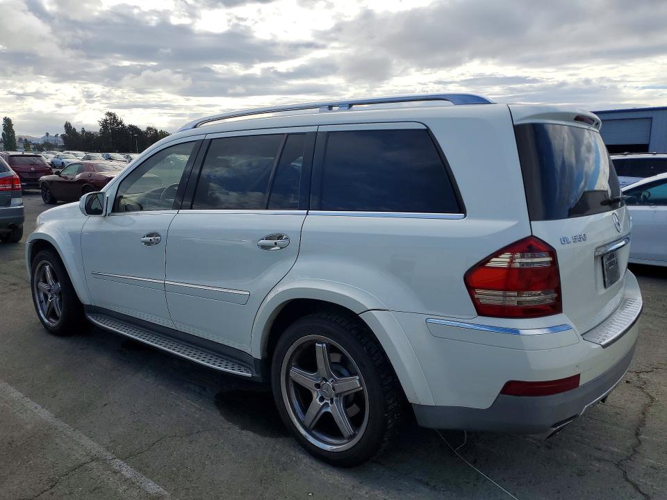 2009 Mercedes-benz Gl-class VIN 4JGBF86E59A498501 COPART salvage auction — MINOR DENT/SCRATCHES, Ca - Dis/Dlr/Exp Only Clean Title, sold $1,100 on 2026-07-10 (photo 2)