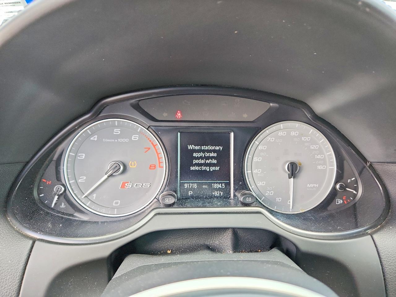 2015 Audi SQ5 VIN WA1VGAFP7FA119513 COPART salvage auction — Front End, TX - SALVAGE VEHICLE TITLE, sold $6,300 on 2026-07-09 (photo 9)