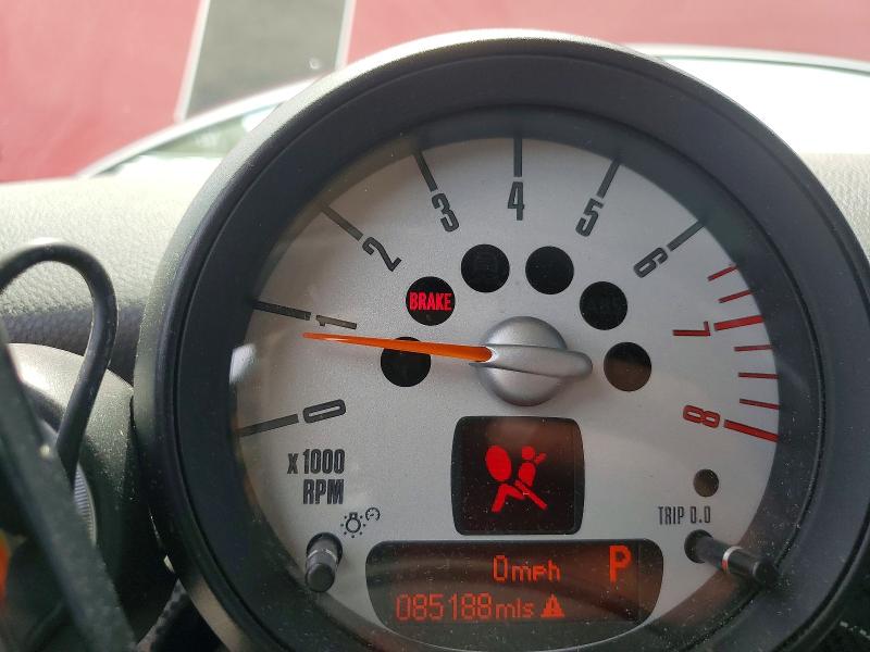 2012 Mini Cooper VIN WMWZG3C51CTY38050 COPART salvage auction — REAR END, Fl - Cert Of Title Slvg Rebuildable, sold $850 on 2026-07-06 (photo 9)