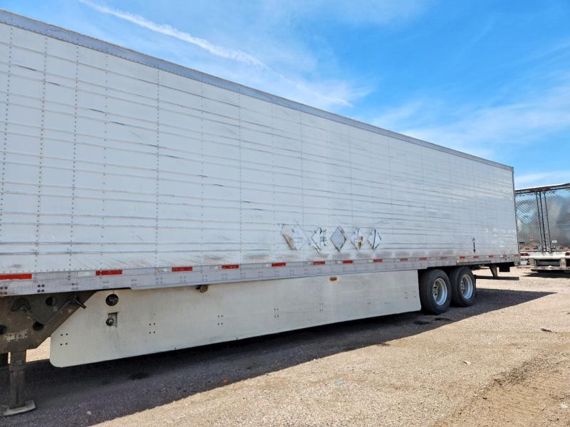 2015 Utility Vs2ra VIN 1UYVS2532FU232827 COPART salvage auction — ROLLOVER, CO - SALVAGE TITLE, sold $3,150 on 2026-07-09 (photo 9)