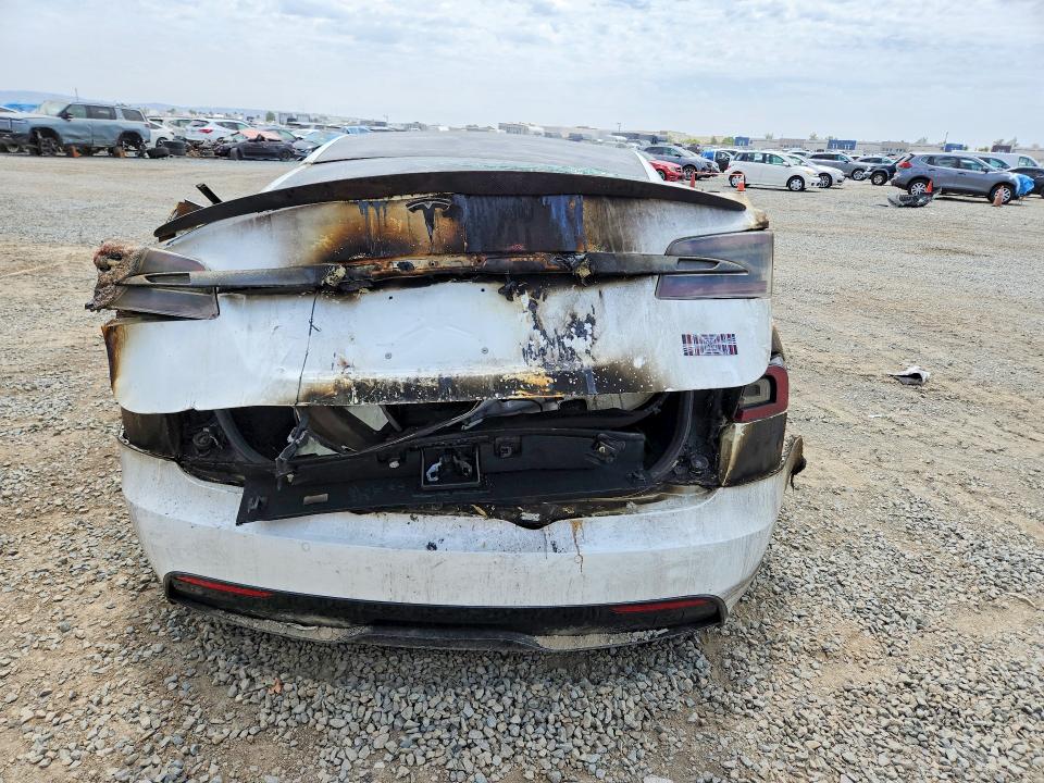 2021 Tesla Model s VIN 5YJSA1E61MF453043 COPART salvage auction — BURN, CA - SALVAGE CERTIFICATE, sold $350 on 2026-07-31 (photo 6)