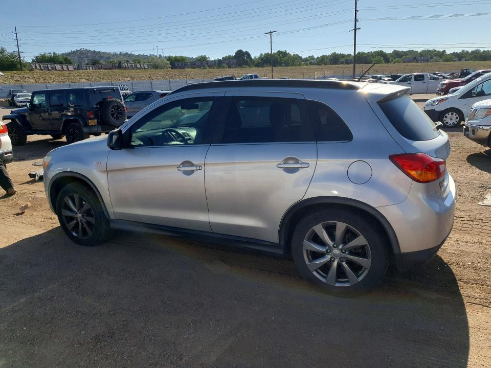 2013 Mitsubishi Outlander VIN 4A4AR5AU2DE022561 COPART salvage auction — MINOR DENT/SCRATCHES, Co - Dis/Dlr/Exp Only Clean Title, sold $1,150 on 2026-07-20 (photo 2)