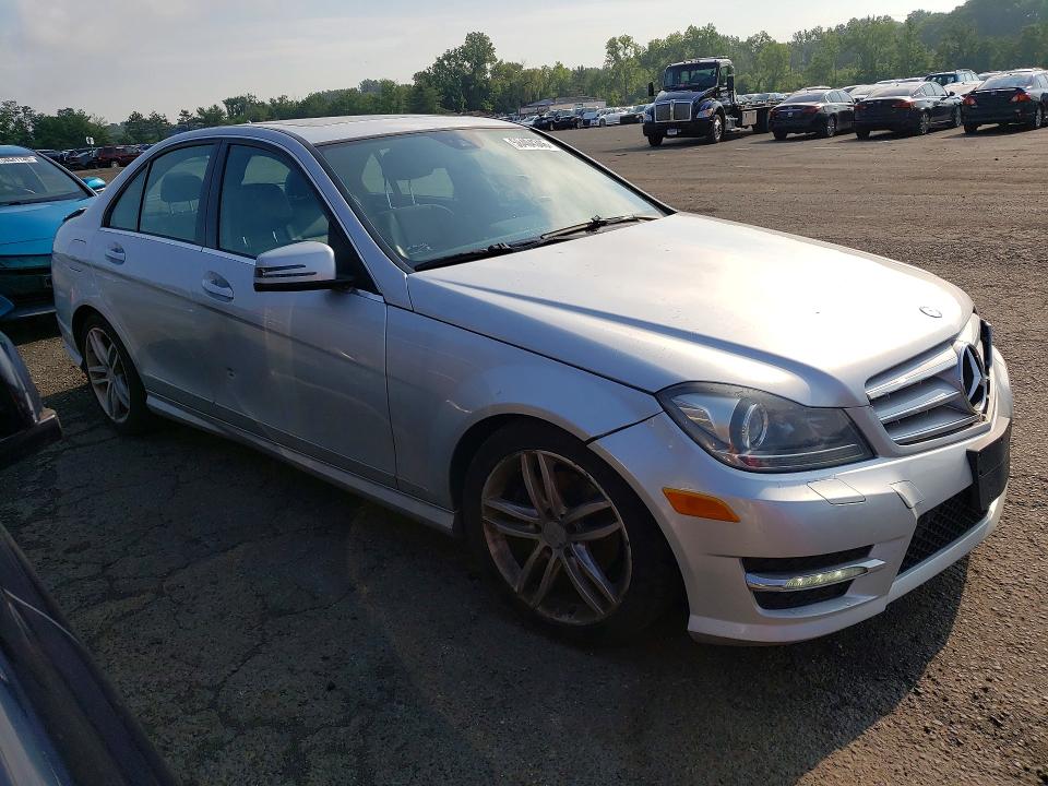 2012 Mercedes-benz C class VIN WDDGF8BB8CR234774 COPART salvage auction — REAR END, Ct - Cert Of Title-Salvage, sold $1,050 on 2026-07-02 (photo 4)