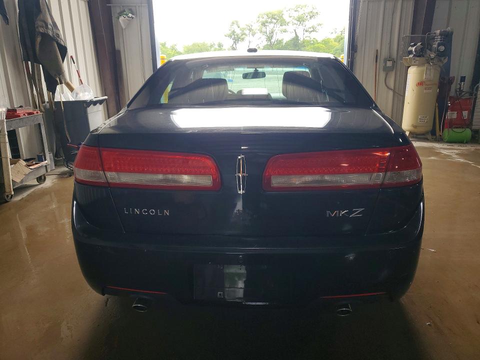 2012 Lincoln Mkz VIN 3LNHL2GC5CR830057 COPART salvage auction — NORMAL WEAR, Pa - Cert Of Title, sold $475 on 2026-07-11 (photo 6)