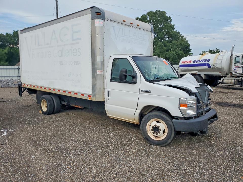 2019 Ford E-350 VIN 1FDWE3FS8KDC32925 COPART salvage auction — FRONT END, Al - Cert Of Title-Salvage Title, sold $2,650 on 2026-07-30 (photo 4)