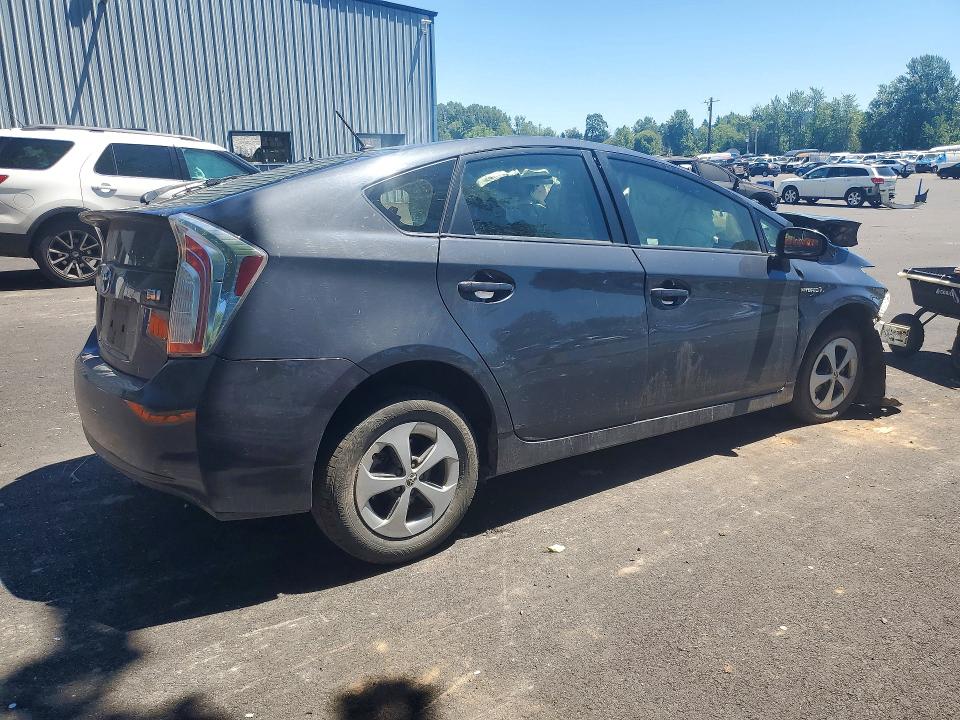 2015 Toyota Prius VIN JTDKN3DU6F0432853 COPART salvage auction — FRONT END, Or - Salvage Title Certificate, sold $100 on 2026-07-27 (photo 3)