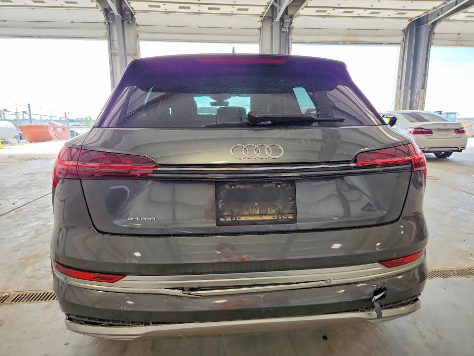 2019 Audi E-tron VIN WA1VAAGE6KB006008 COPART salvage auction — FRONT END, Ne - Cert Of Title-Salvage, sold $14,300 on 2026-07-14 (photo 6)