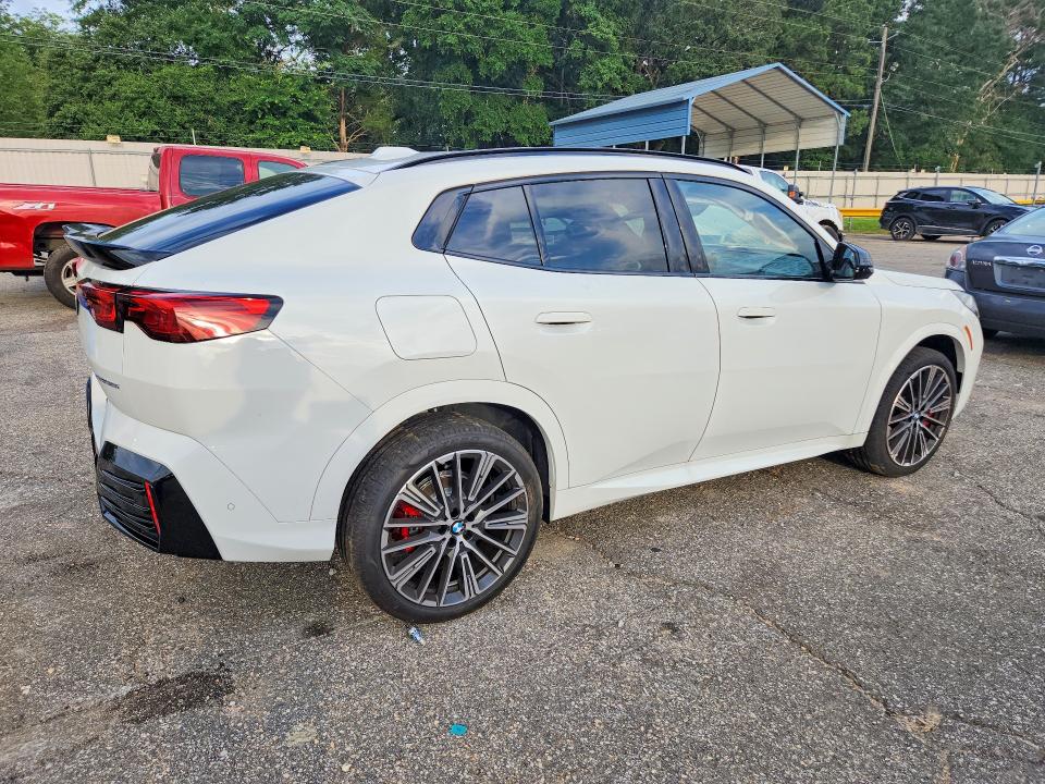 2025 BMW X2 VIN WBX63GM00S5101276 COPART salvage auction — SIDE, Fl - Cert Of Title Slvg Rebuildable, sold $13,100 on 2026-08-17 (photo 3)