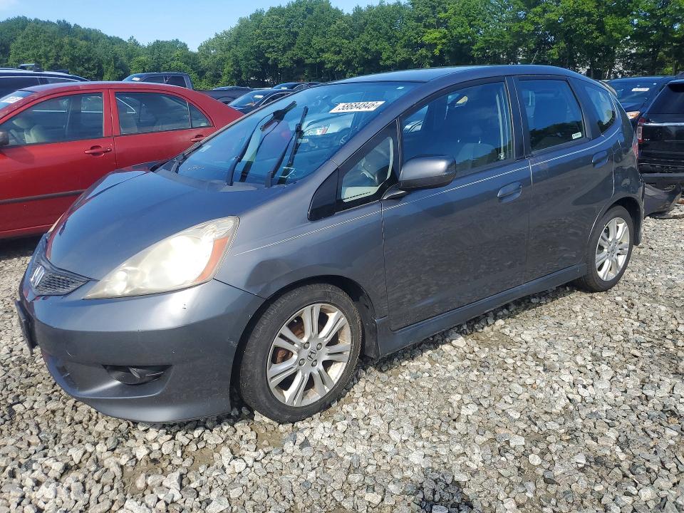 2011 Honda Fit VIN JHMGE8H62BC027238 — COPART salvage auction photo