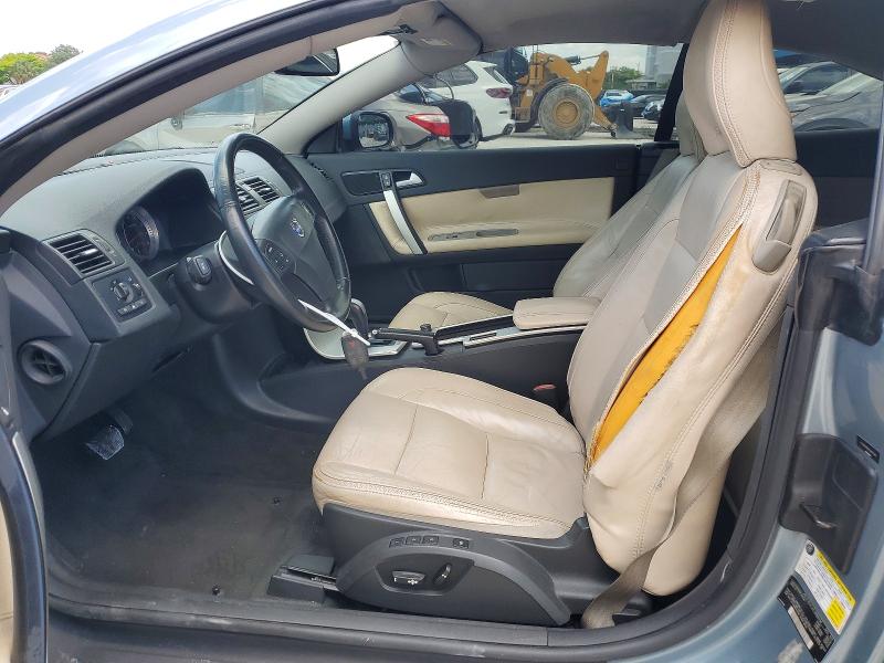 2012 Volvo C70 VIN YV1672MC1CJ127340 COPART salvage auction — SIDE, Fl - Cert Of Title Slvg Rebuildable, sold $400 on 2026-07-17 (photo 7)