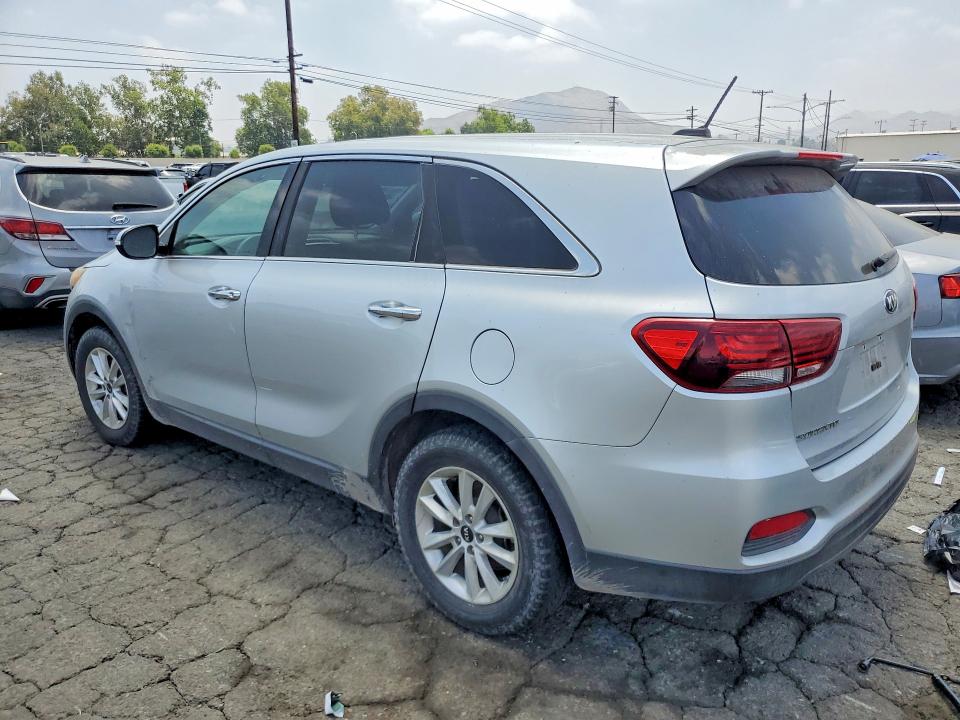 2019 Kia Sorento VIN 5XYPG4A54KG490709 COPART salvage auction — MECHANICAL, Ca - Dis/Dlr/Exp Only Clean Title, sold $1,700 on 2026-07-15 (photo 2)