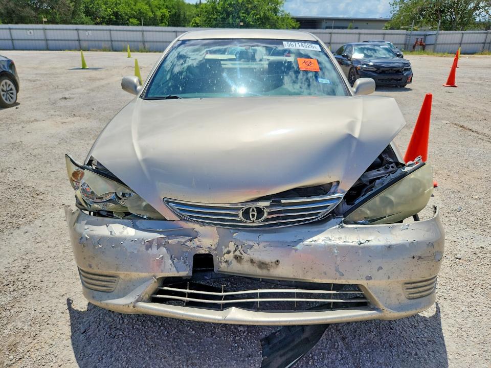 2005 Toyota Camry VIN 4T1BE32K05U073715 COPART salvage auction — FRONT END, TX - SALVAGE VEHICLE TITLE, sold $300 on 2026-07-09 (photo 5)