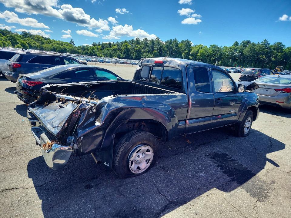 2015 Toyota Tacoma VIN 5TFUU4EN3FX144210 COPART salvage auction — ALL OVER, MN - CERT OF TITLE-SALVAGE, sold $150 on 2026-07-28 (photo 3)