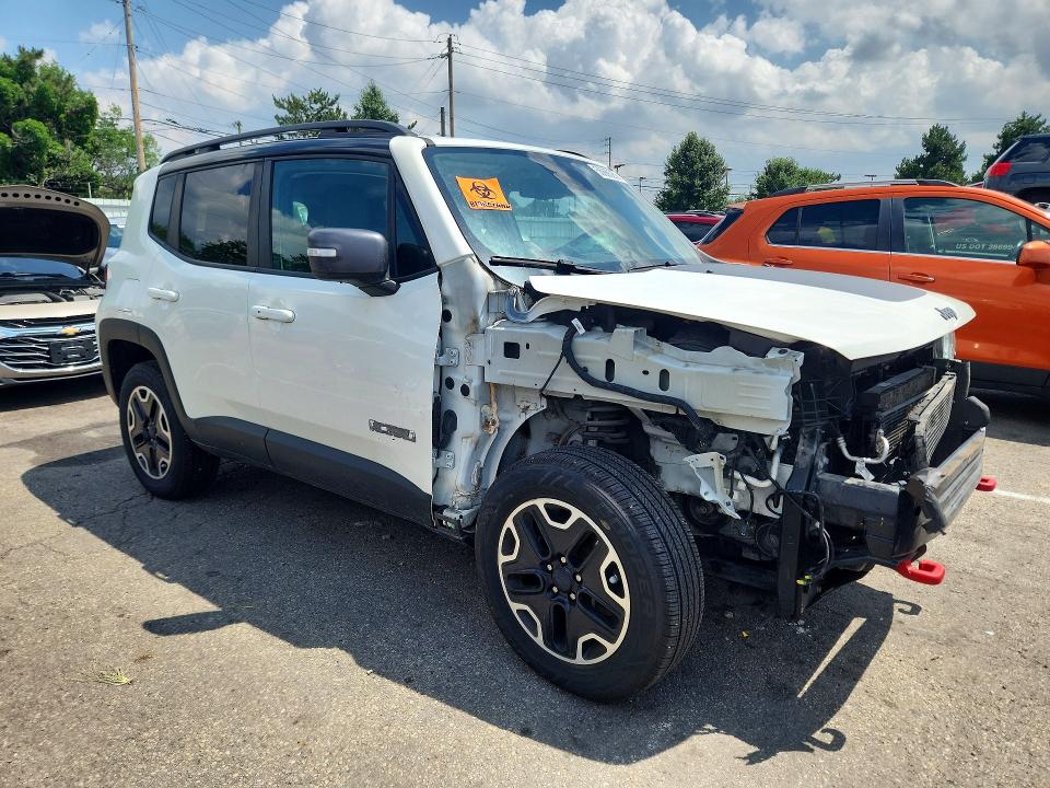 2017 Jeep Renegade VIN ZACCJBCB6HPF32183 COPART salvage auction — FRONT END, Oh - Cert Of Title-Salvage, sold $1,350 on 2026-07-08 (photo 4)