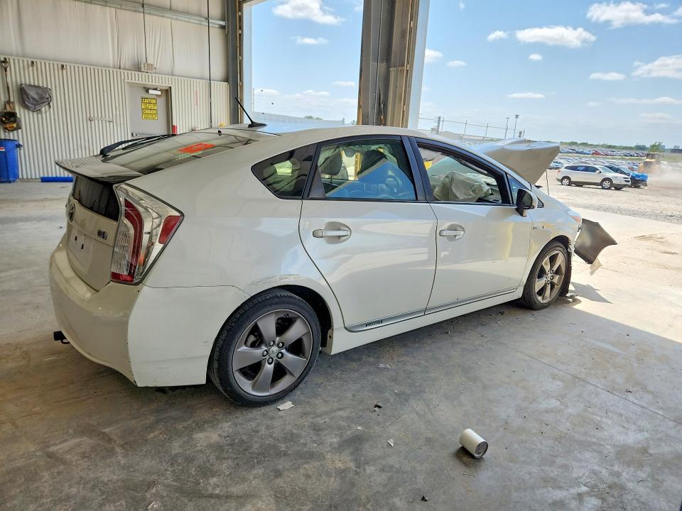 2015 Toyota Prius VIN JTDKN3DU8F0397507 COPART salvage auction — FRONT END, NE - CERT OF TITLE-SALVAGE, sold $425 on 2026-07-28 (photo 3)