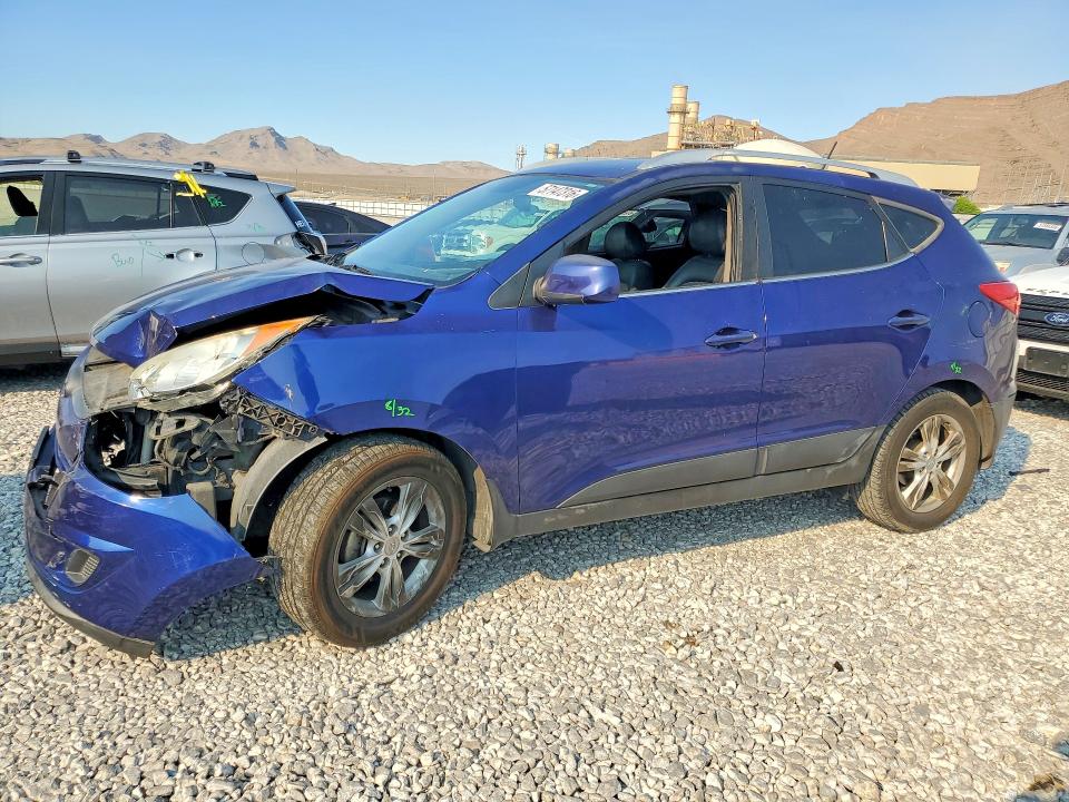 2011 Hyundai Tucson VIN KM8JU3AC6BU125417 COPART salvage auction — FRONT END, Nv - Salvage Title, sold $950 on 2026-07-20 (photo 1)