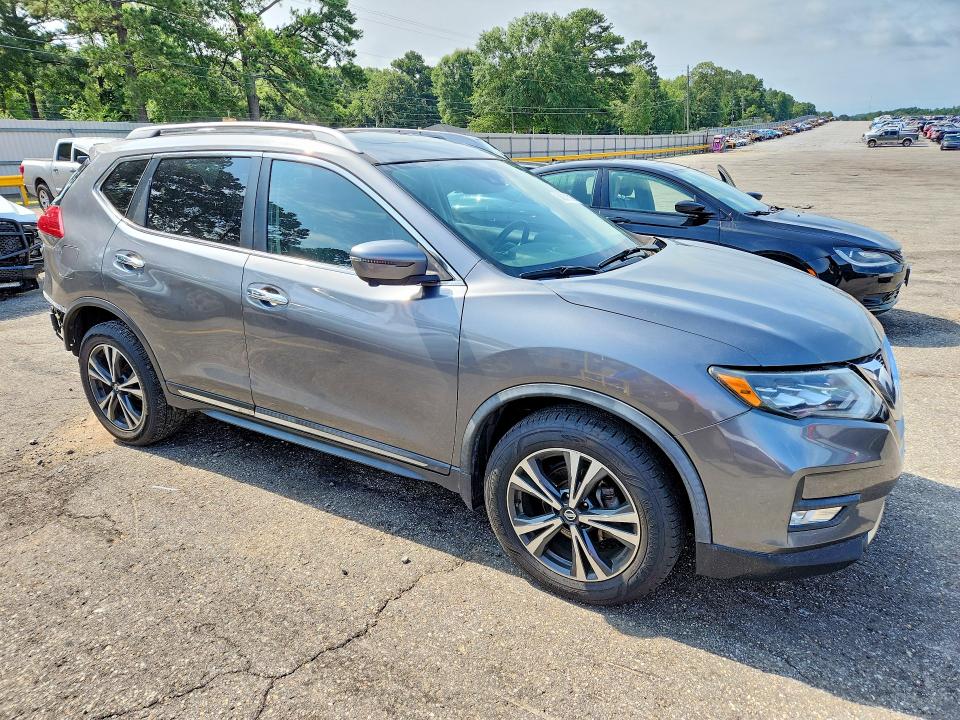 2017 Nissan VIN JN8AT2MV6HW281361 COPART salvage auction — REAR END, Al - Cert Of Title-Salvage Title, sold $4,250 on 2026-07-20 (photo 4)