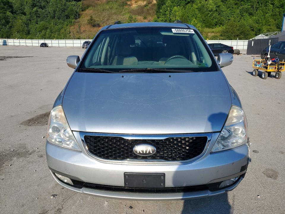 2014 Kia SEDONA VIN KNDMG4C75E6538758 COPART salvage auction — VANDALISM, Wv - Certificate Of Title, sold $375 on 2026-07-09 (photo 5)