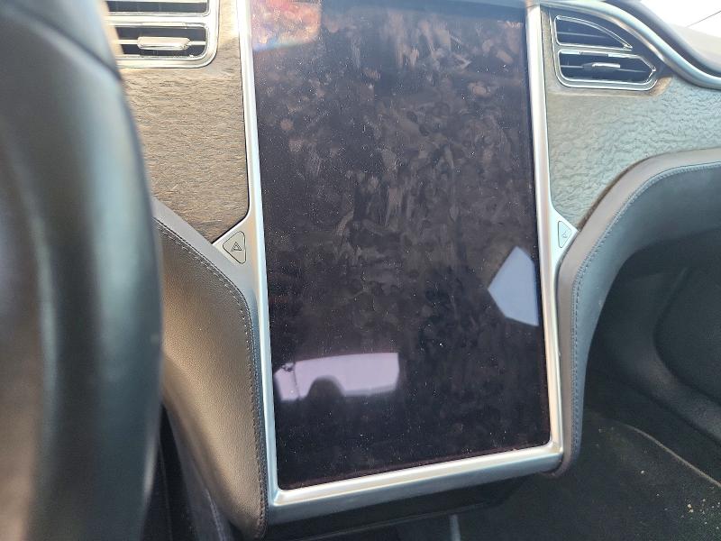 2013 Tesla Model s VIN 5YJSA1DNXDFP05607 COPART salvage auction — NORMAL WEAR, Ca - Dis/Dlr/Exp Only Clean Title, sold $2,550 on 2026-07-31 (photo 9)