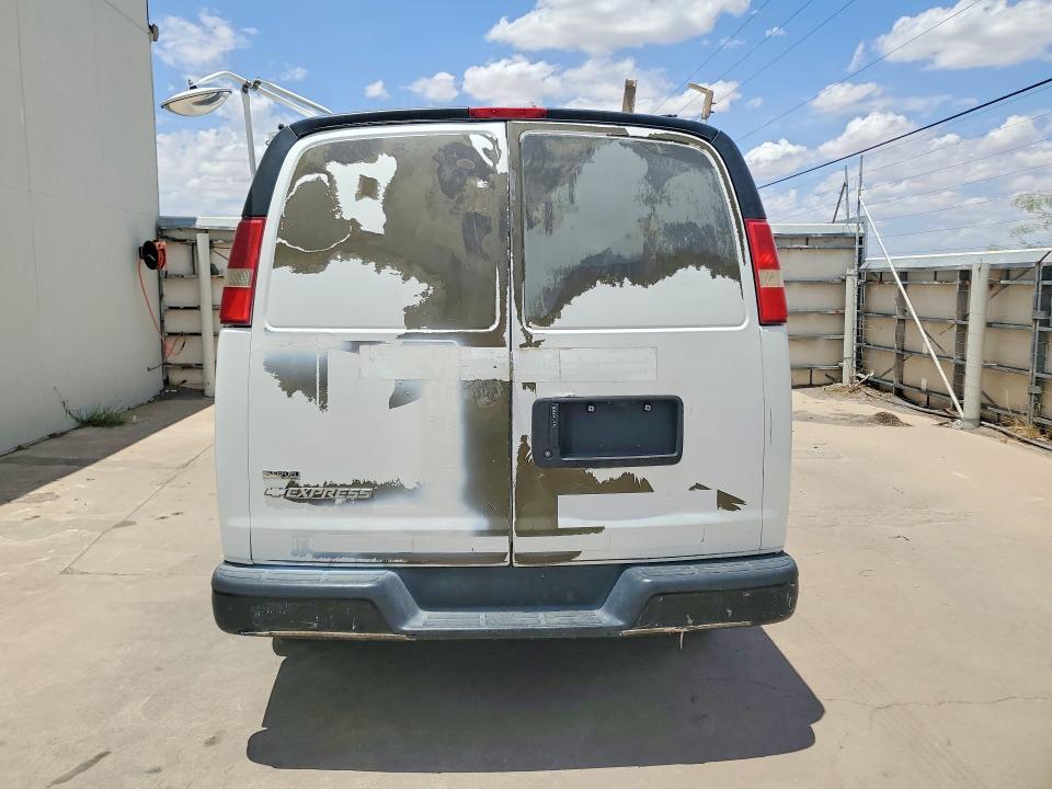 2010 Chevrolet Express 2500 VIN 1GCZGFBA7A1163915 COPART salvage auction — MINOR DENT/SCRATCHES, TX - CERTIFICATE OF TITLE, sold $250 on 2026-07-09 (photo 6)