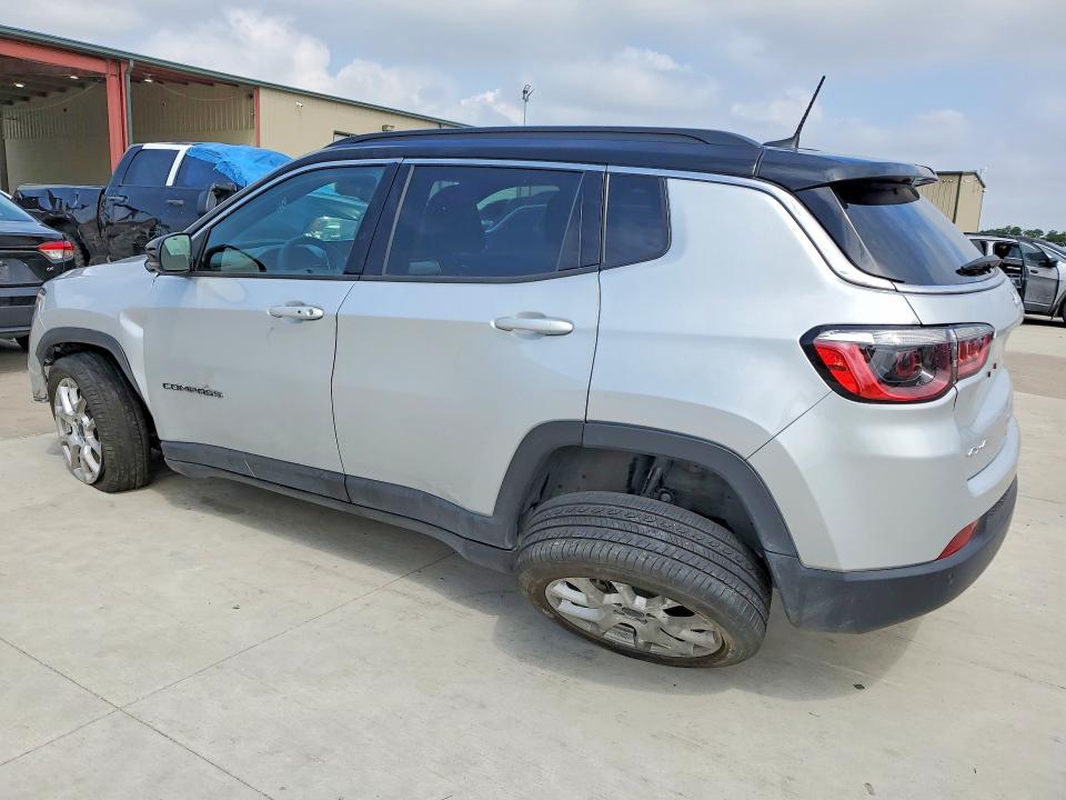 2025 Jeep Compass VIN 3C4NJDCN4ST505062 COPART salvage auction — SIDE, TN - CERTIFICATE OF TITLE, sold $9,200 on 2026-07-27 (photo 2)