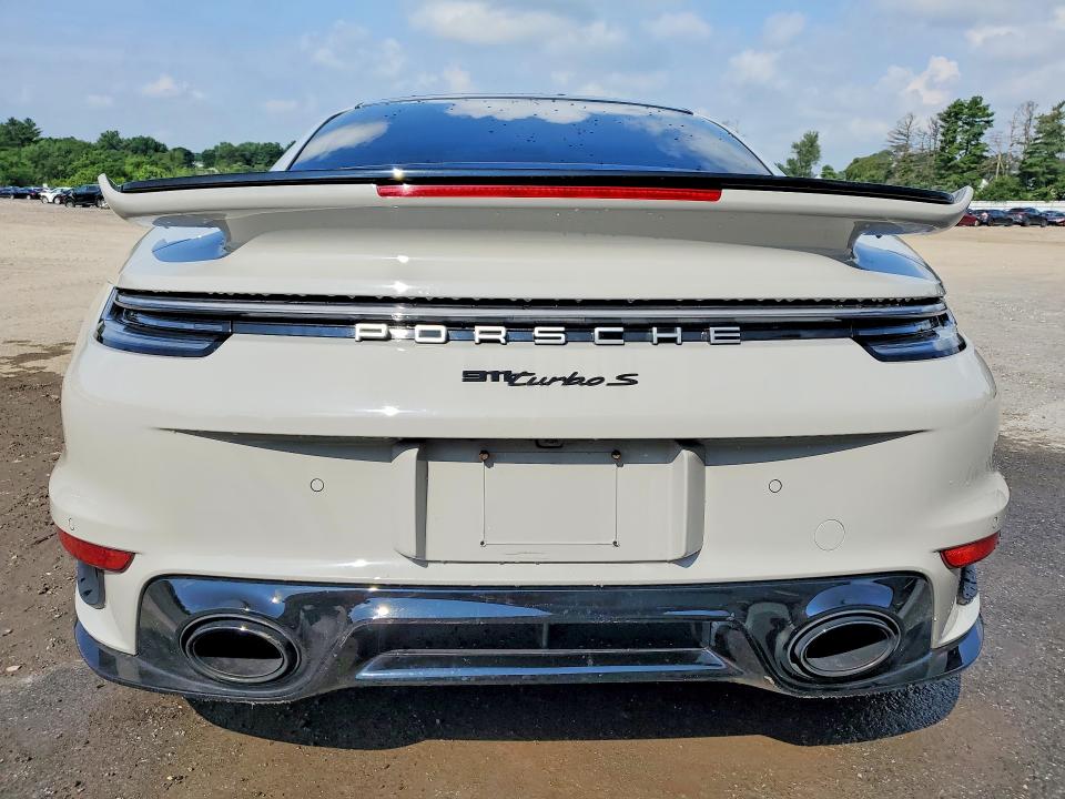 2022 Porsche 911 VIN WP0AD2A96NS255801 COPART salvage auction — VANDALISM, Fl - Cert Of Title Slvg Rebuildable, sold $900 on 2026-07-02 (photo 6)