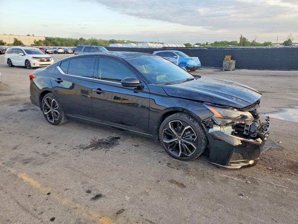 2025 Nissan Altima VIN 1N4BL4CV7SN309166 COPART salvage auction — FRONT END, FL - CERT OF TITLE SLVG REBUILDABLE, sold $7,500 on 2026-07-30 (photo 4)