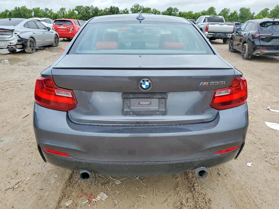 2015 BMW M2 VIN WBA1J7C57FV289078 COPART salvage auction — MINOR DENT/SCRATCHES, Tx - Certificate Of Title (P), sold $13,000 on 2026-07-17 (photo 6)