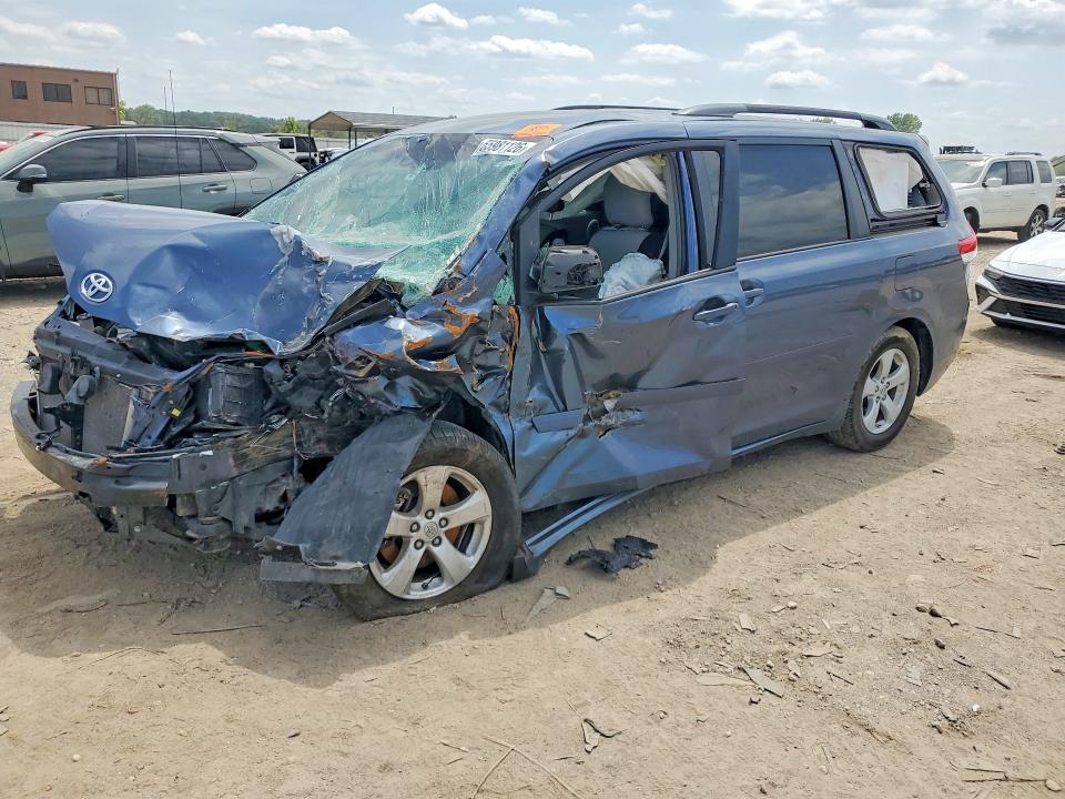 2014 Toyota Sienna VIN 5TDKK3DC7ES500105 COPART salvage auction — FRONT END, KS - CERT OF TITLE-SALVAGE, sold $475 on 2026-07-28 (photo 1)