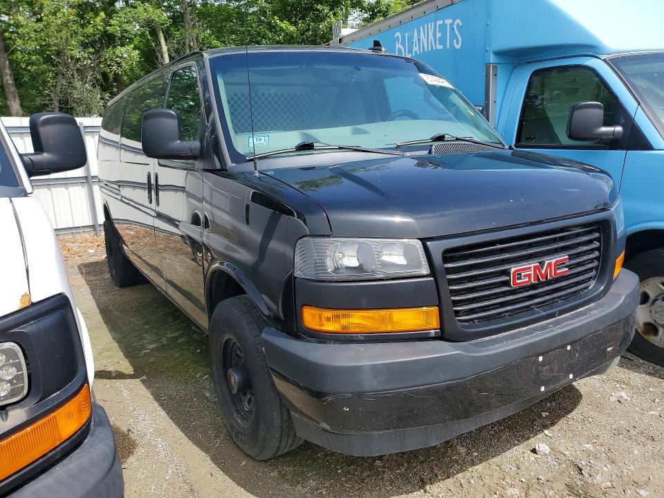 2021 Gmc Savana VIN 1GTZ7HF74M1313025 COPART salvage auction — MINOR DENT/SCRATCHES, MA - CERT OF TITLE-SALVAGE, sold $7,985 on 2026-07-29 (photo 4)