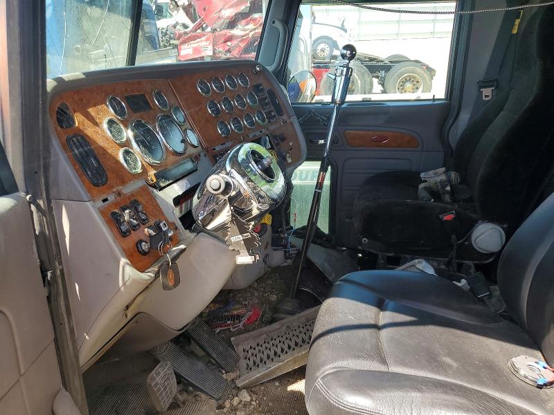 2007 Peterbilt 379 VIN 1XP5DB9X67D742765 COPART salvage auction — ALL OVER, IA - CERT OF TITLE-SALVAGE TITLE, sold $7,700 on 2026-08-27 (photo 5)