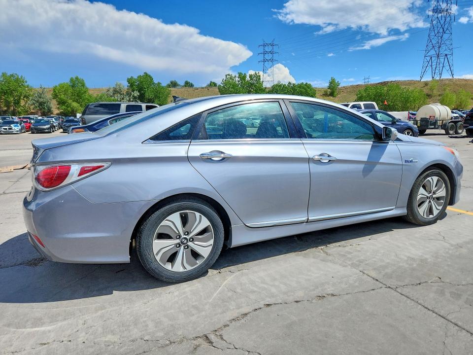 2015 Hyundai Sonata VIN KMHEC4A42FA119267 COPART salvage auction — FRONT END, Co - Certificate Of Title (P), sold $1,750 on 2026-07-15 (photo 3)
