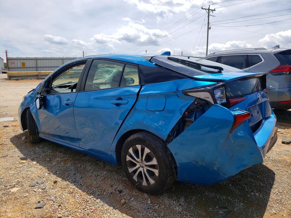 2019 Toyota VIN JTDL9RFU8K3007247 COPART salvage auction — ROLLOVER, VA - CERTIFICATE OF TITLE, sold $150 on 2026-07-31 (photo 2)