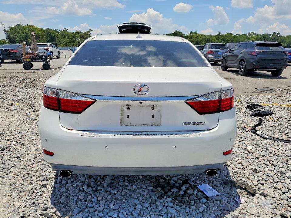 2014 Lexus VIN JTHBK1GG0E2113582 COPART salvage auction — MINOR DENT/SCRATCHES, Fl - Cert Of Title-Salvage Theft, sold $3,800 on 2026-07-15 (photo 6)