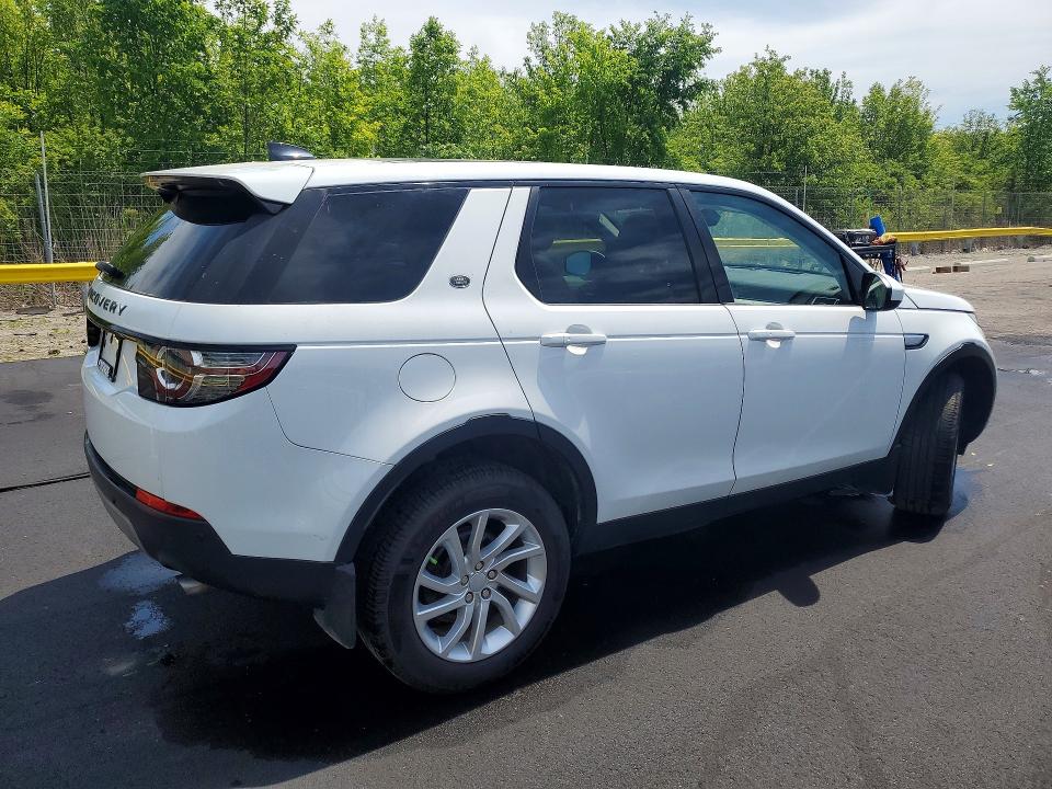 2017 Land rover Discovery VIN SALCR2BG8HH656848 COPART salvage auction — MINOR DENT/SCRATCHES, Mi - Dealer Only Clean Title, sold $2,850 on 2026-07-10 (photo 3)