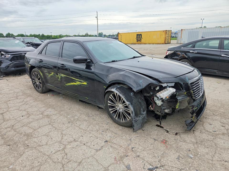 2014 Chrysler 300 VIN 2C3CCAGG6EH287753 COPART salvage auction — FRONT END, Salvage Title, sold $975 on 2026-07-28 (photo 4)
