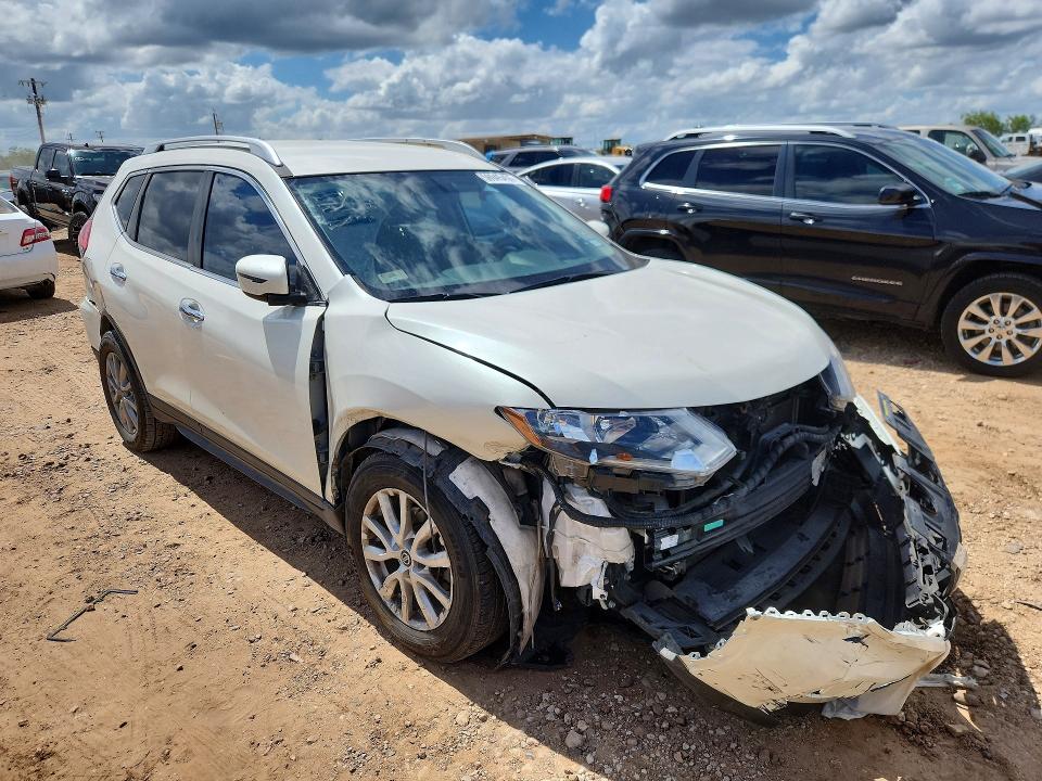 2017 Nissan VIN JN8AT2MT1HW380409 COPART salvage auction — FRONT END, Tx - Salvage Vehicle Title, sold $1,350 on 2026-07-02 (photo 4)