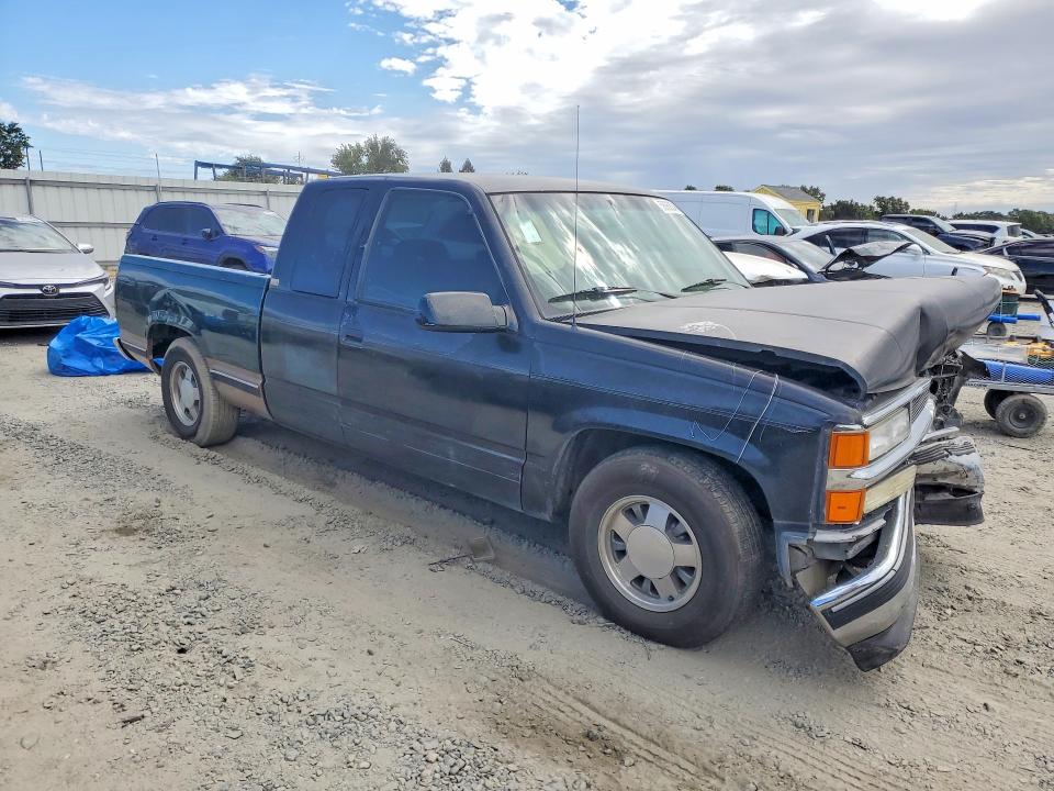 1994 Chevrolet Gmt VIN 2GCEC19K5R1268728 COPART salvage auction — FRONT END, Ca - Salvage Certificate, sold $125 on 2026-07-02 (photo 4)