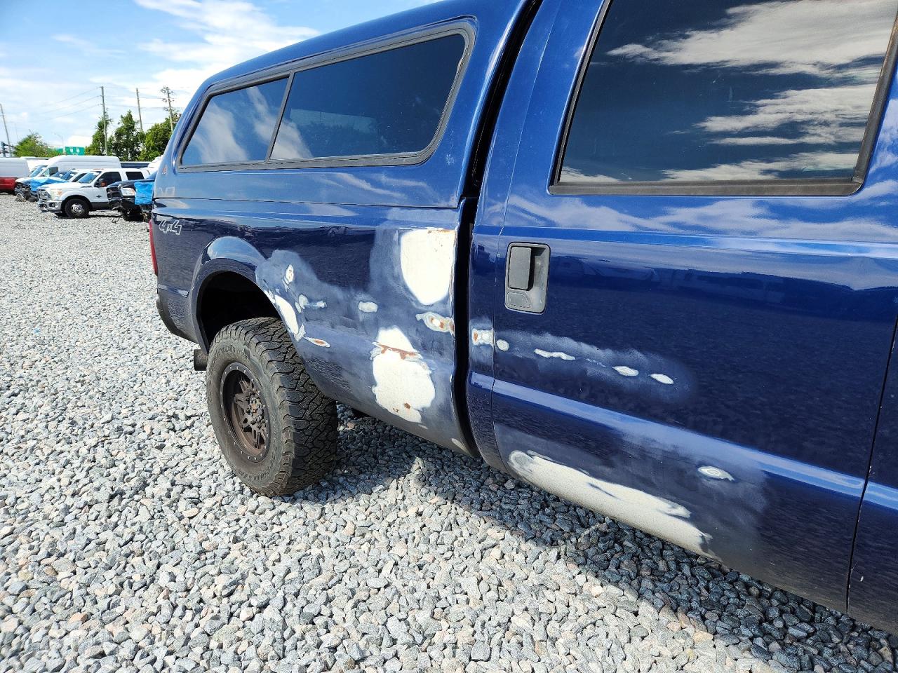 2010 Ford F-350 Super Duty VIN 1FTWW3BR8AEA98379 COPART salvage auction — Minor Dent/Scratches, FL - CERT OF TITLE SLVG REBUILDABLE, sold $2,700 on 2026-07-09 (photo 9)